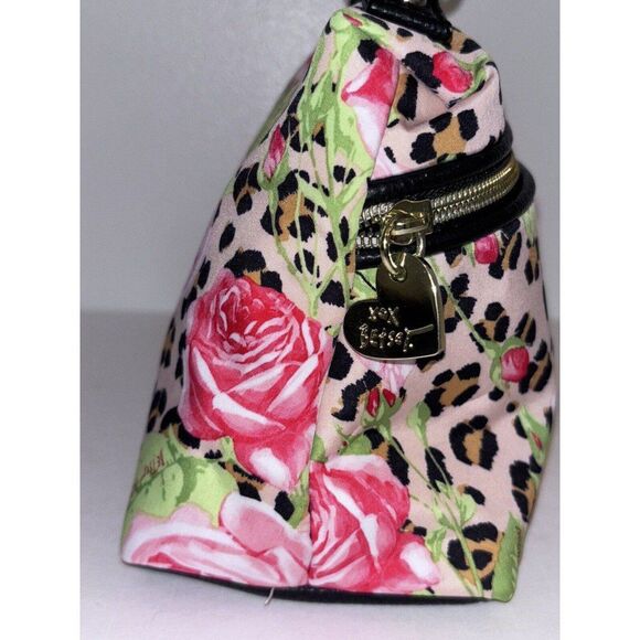 Betsey Johnson Floral Cosmetic Bag Makeup Cheetah Roses Leopard - Picture 2 of 8